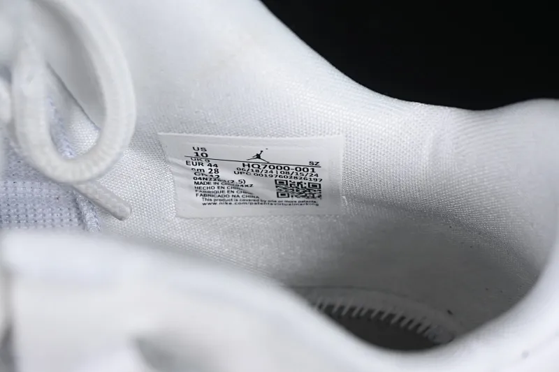 All Categories Air Jordan Jordan Series Basketball Shoes Air Jordan 11 F Version Air Jordan 11 Low "CNY" AJ11 Joe 11 Year of the Snake Limited Tear Tear Men's Cultural Basketball Shoes HQ7000-001
